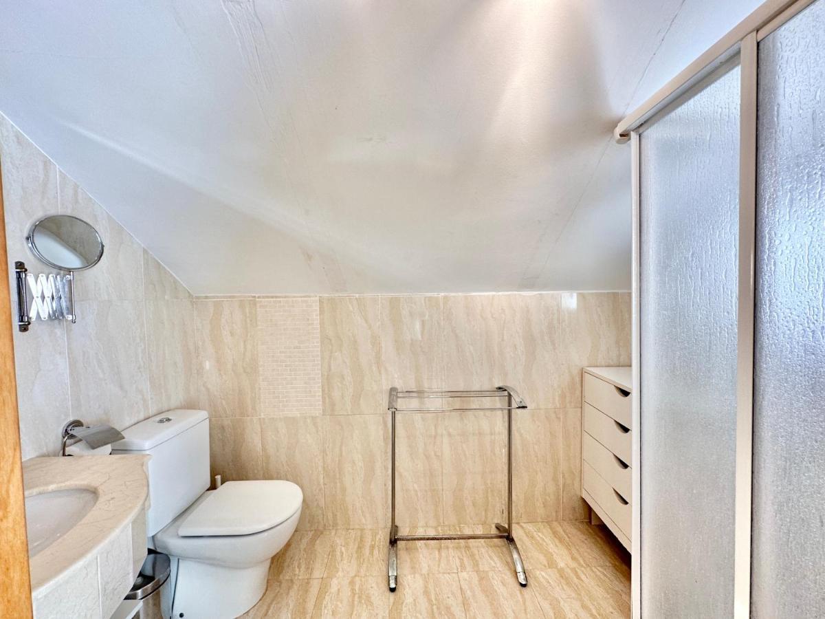 El Arenal Townhouse By The Beach With Swimming Pool - Eaw Homes Marbella Kültér fotó
