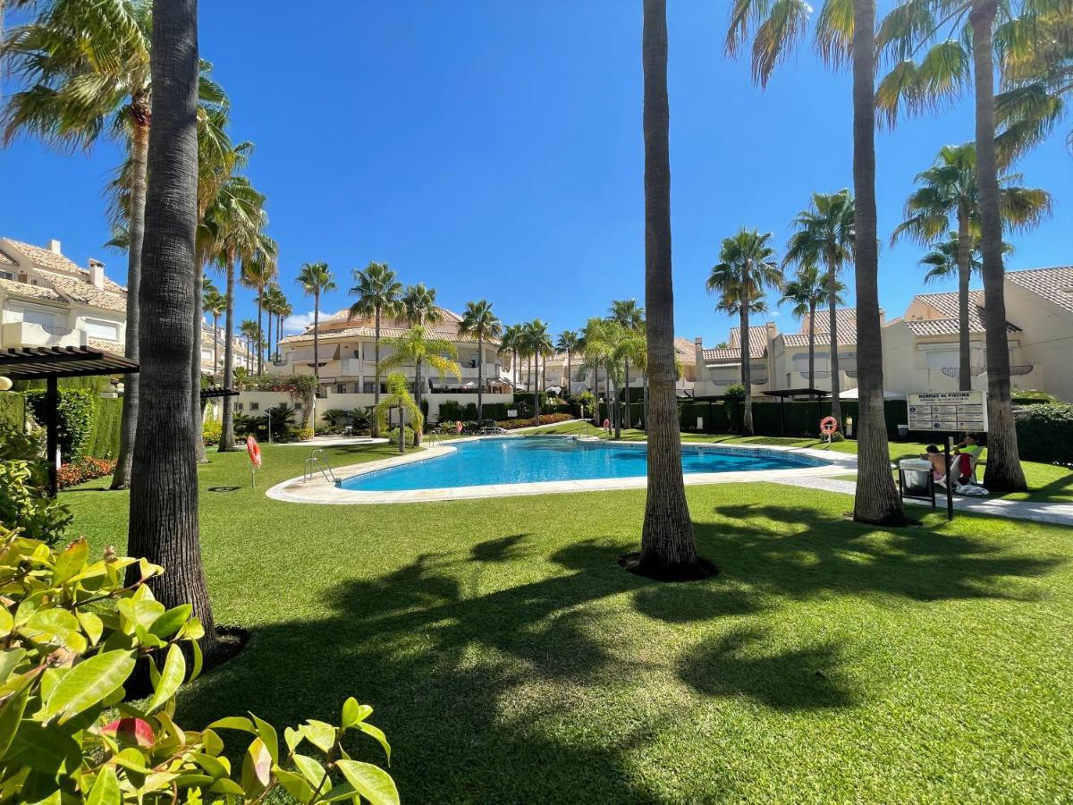 El Arenal Townhouse By The Beach With Swimming Pool - Eaw Homes Marbella Kültér fotó