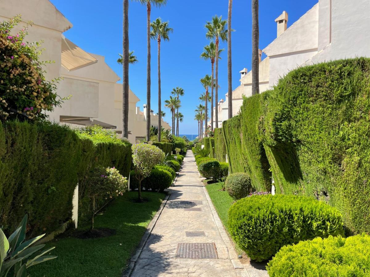 El Arenal Townhouse By The Beach With Swimming Pool - Eaw Homes Marbella Kültér fotó
